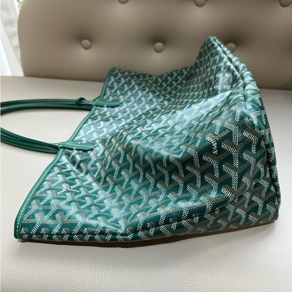 Preloved Goyard Green Tote Bag with Pouch - Picture 4 of 9